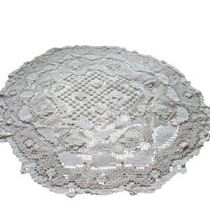 Handmade crotched doily 27.5x27.5